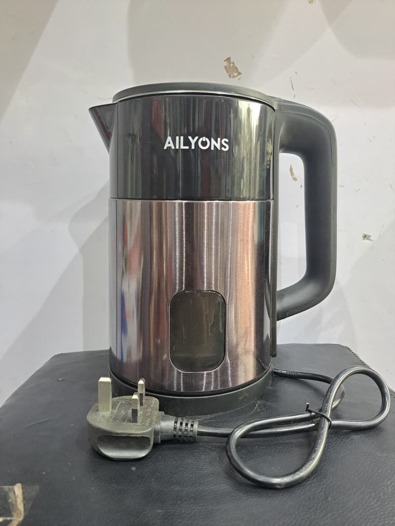 Ailyons 2.2L Electric Kettle