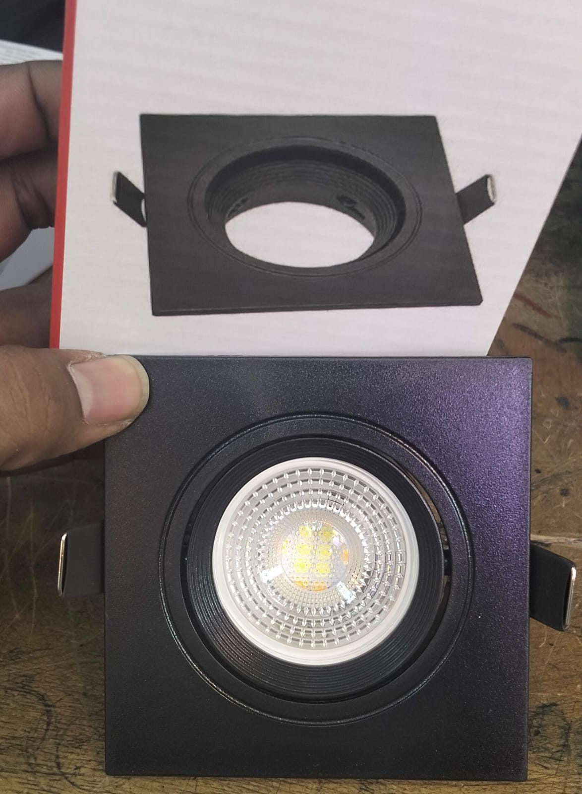 Sigle Casing Downlighter