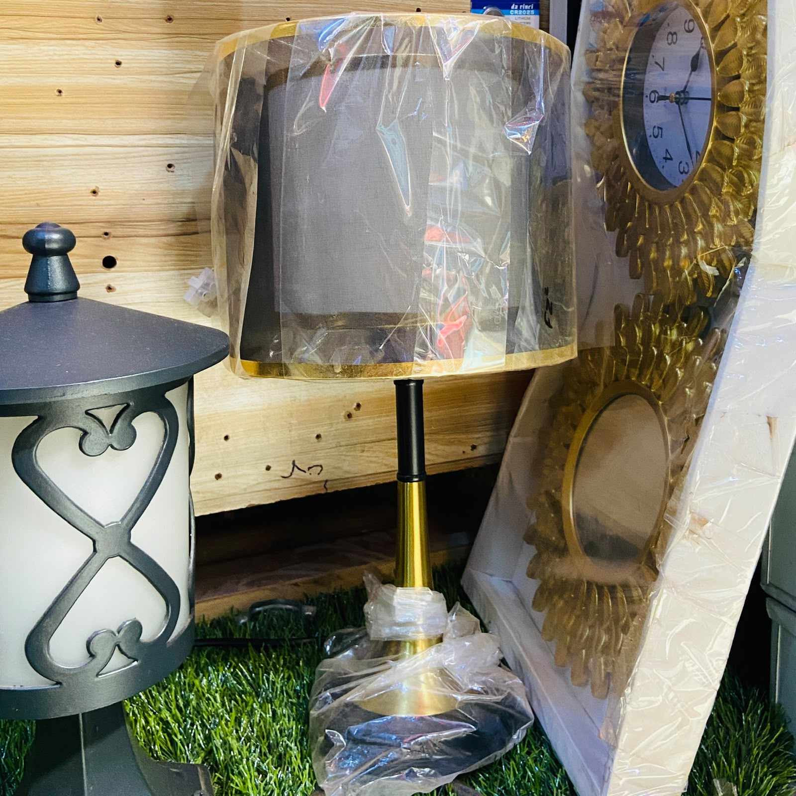 Table lamp