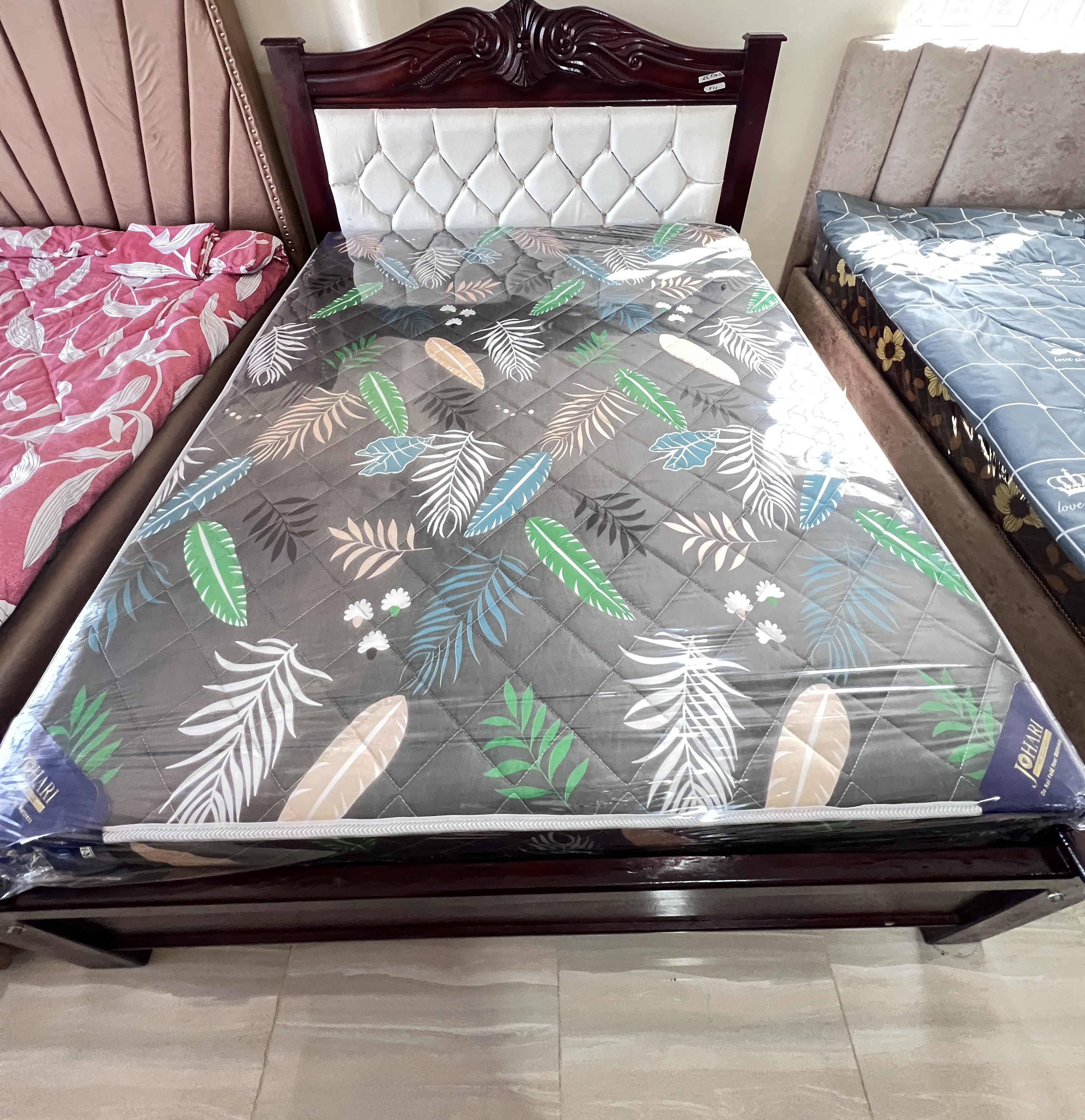 4*6 bed-White headbord