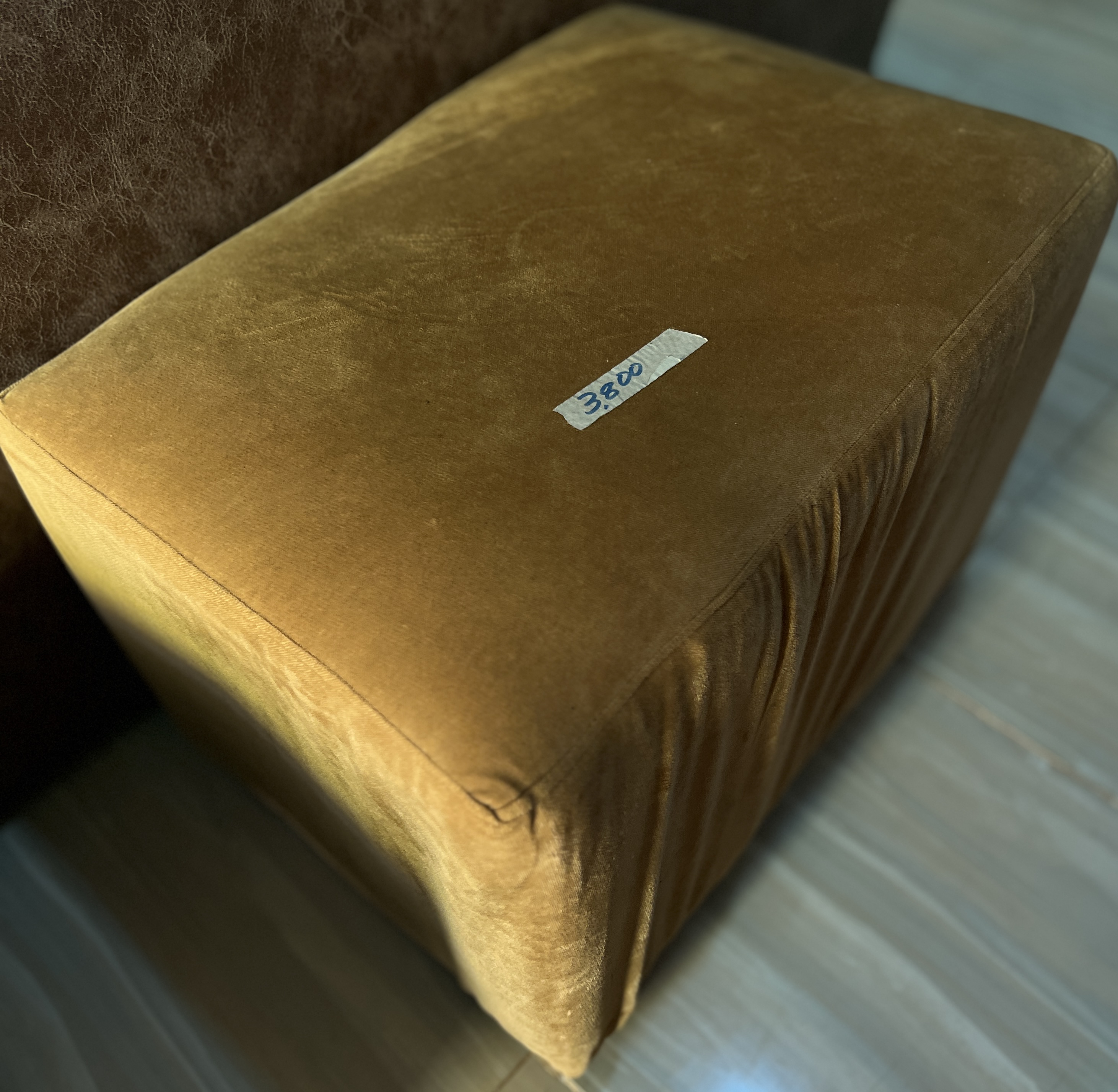 Golden footstool