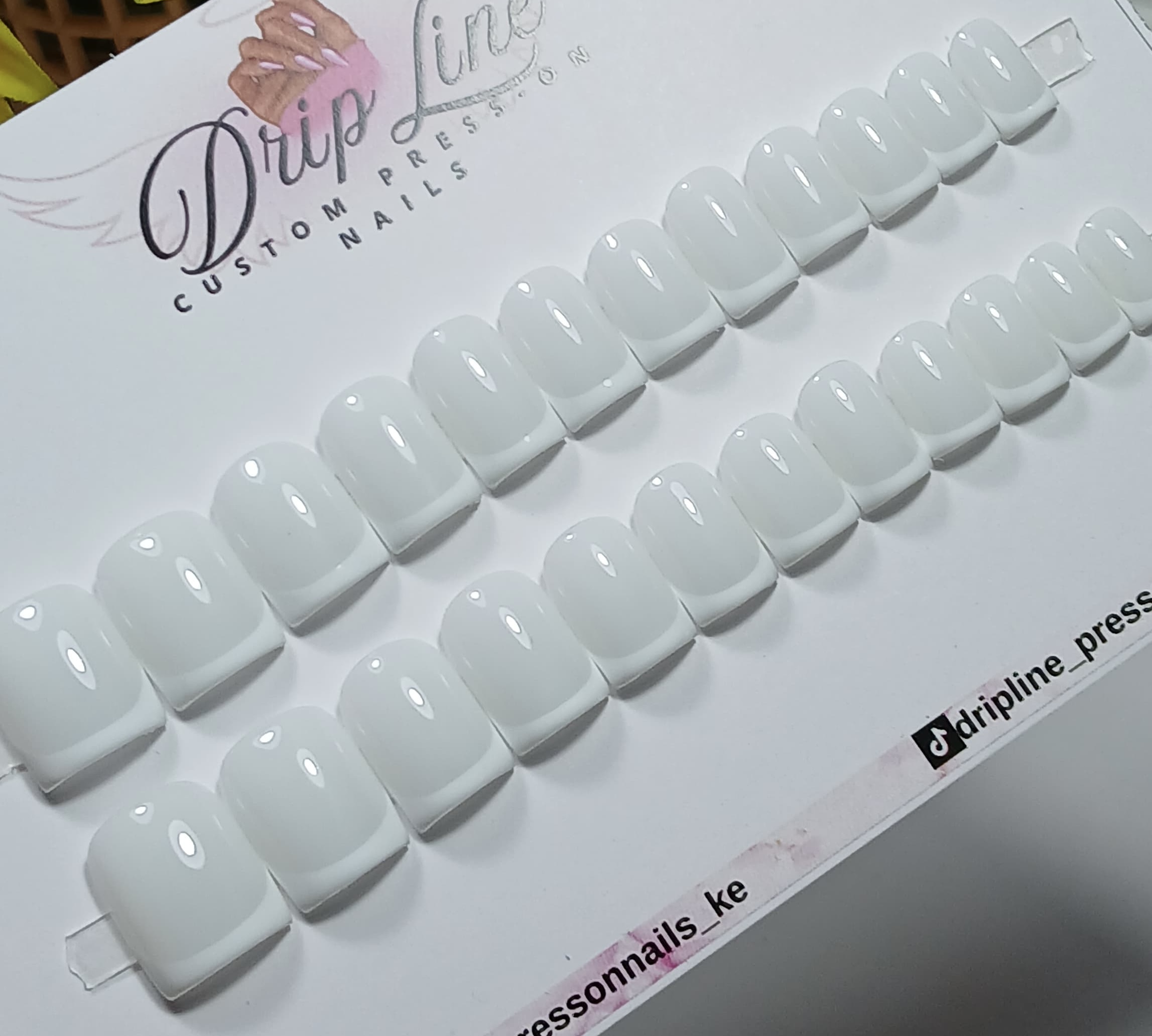 White W/ White-r Tips