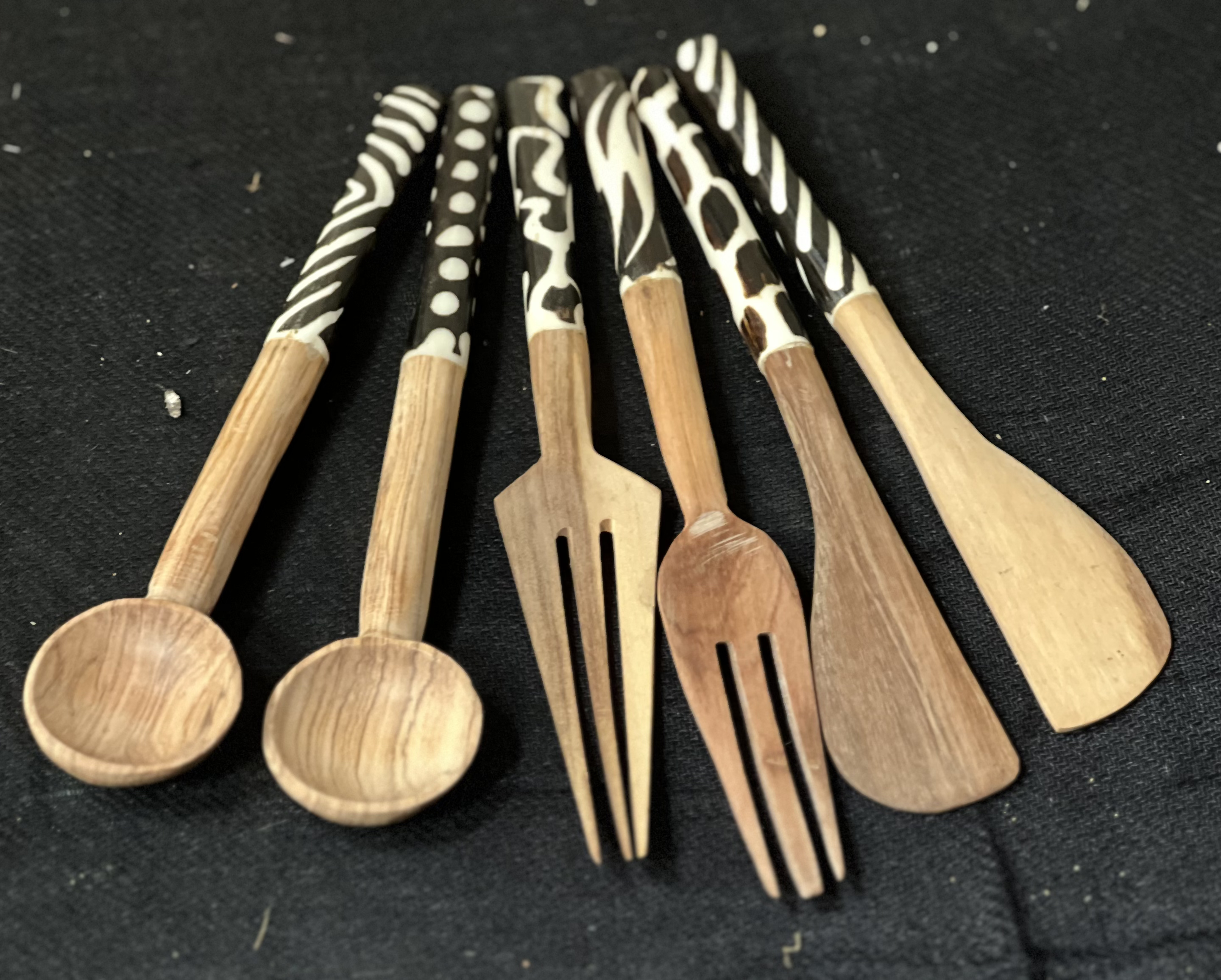 Wooden cutlery