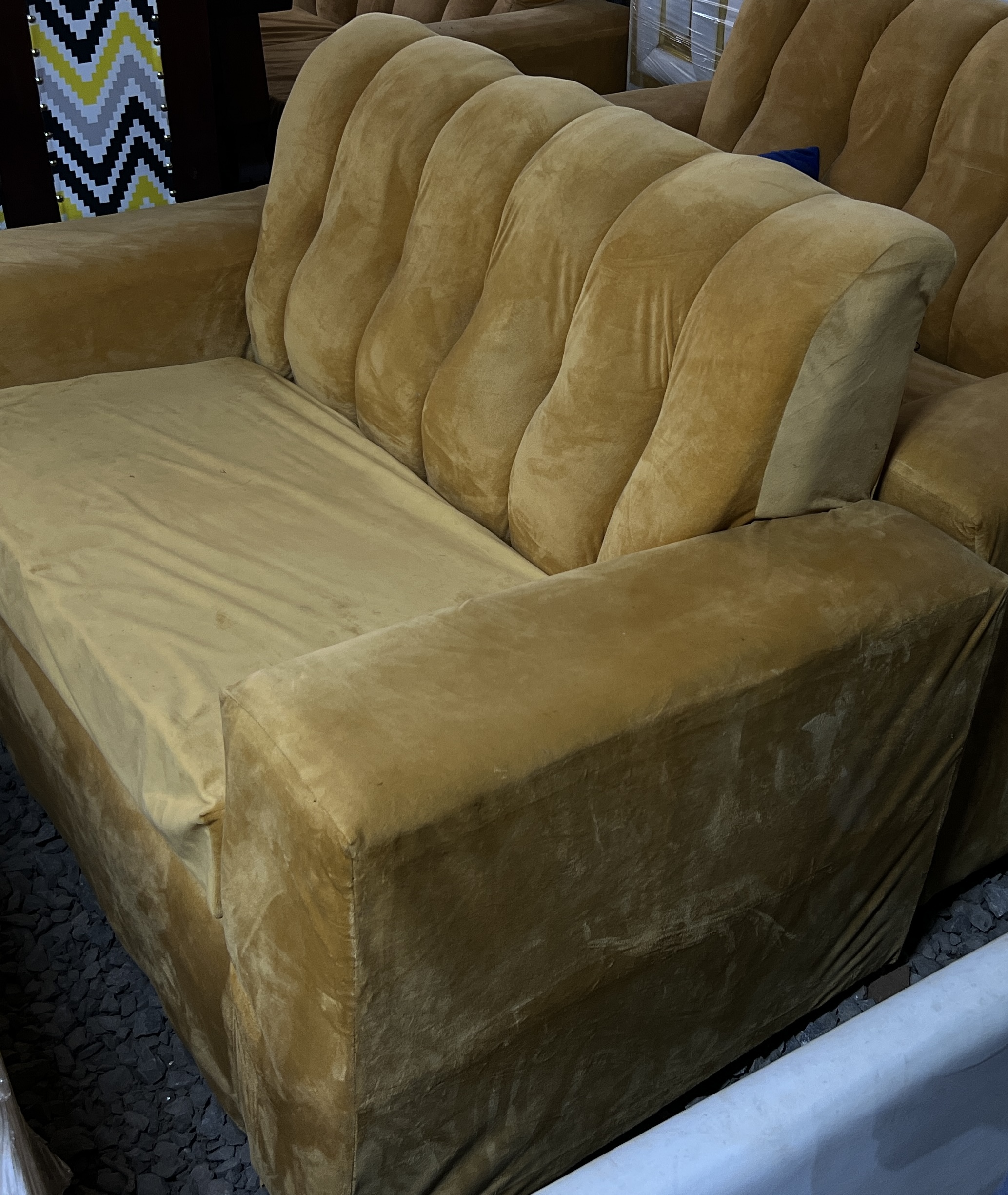 Yellow gold seven seater